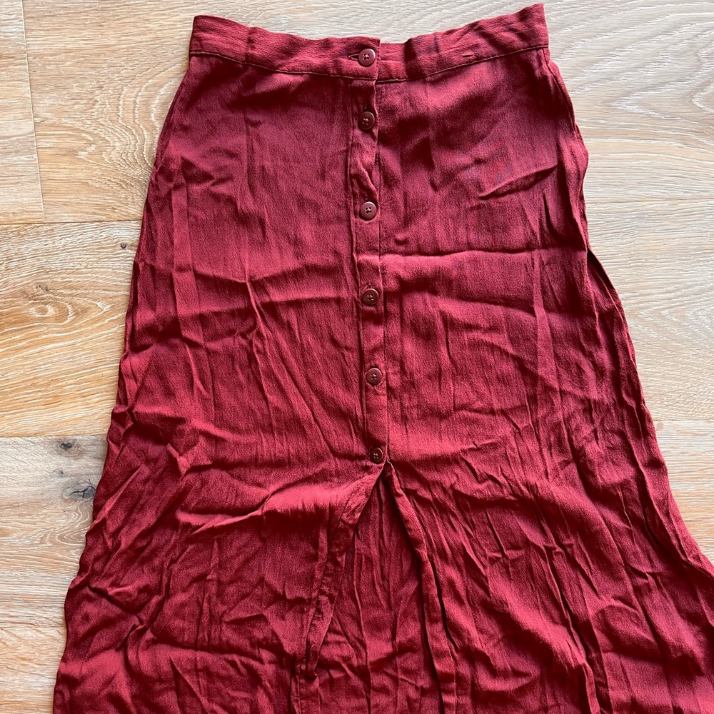 Urban Outfitters button down skirt with slit - Picture 3 of 5